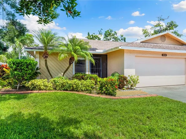 3530 Wilkinson Woods Dr #14, Sarasota, FL 34231