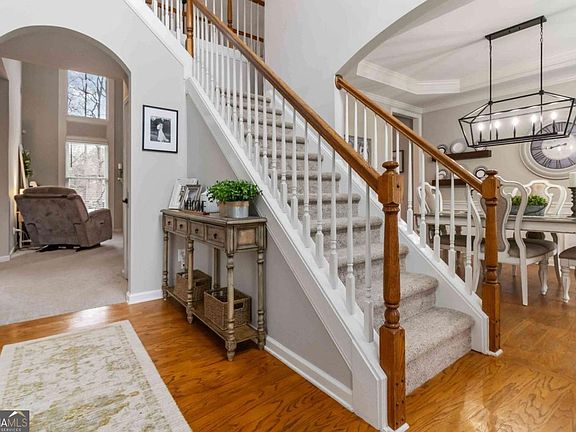 3rd image of 645 Summerwind Way