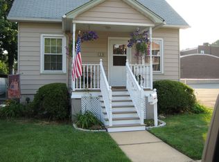 16 Vine St, Fords, NJ 08863