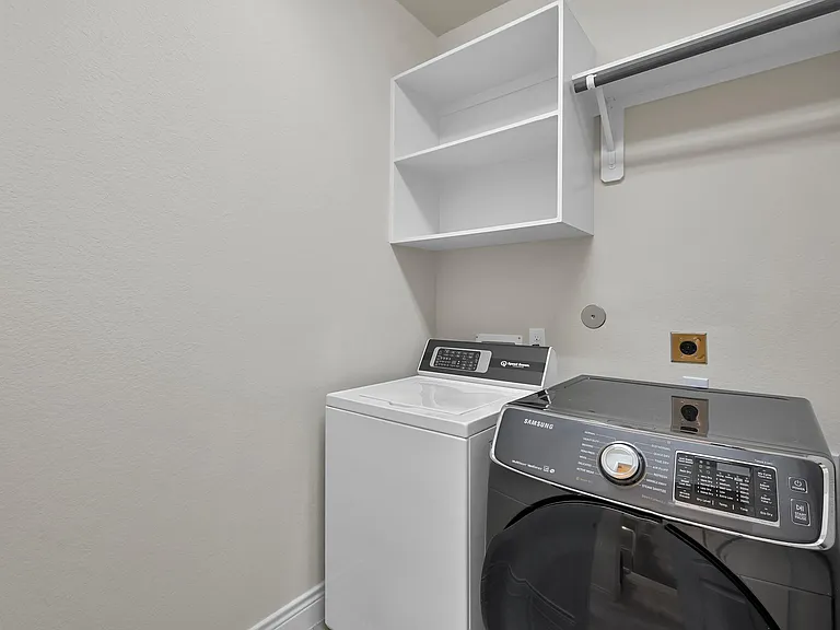 122 Kinnerly Peak Pl — Photo 27