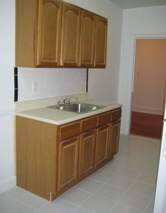 5th image of 3351 84th St APT 3H