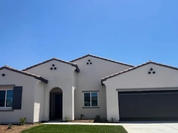 7318 Chetco River St, Bakersfield, CA 93311