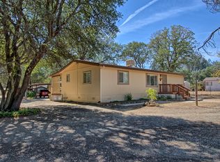 16495 Laverne Ln, Anderson, CA 96007