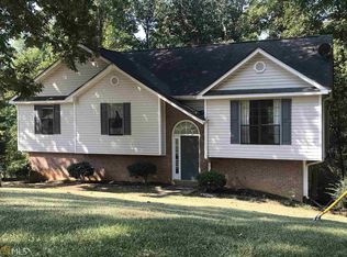 25 Rainwood Cir SE, Silver Creek, GA 30173