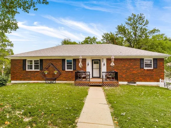 1835 Ewing Ave, Kansas City, MO 64126