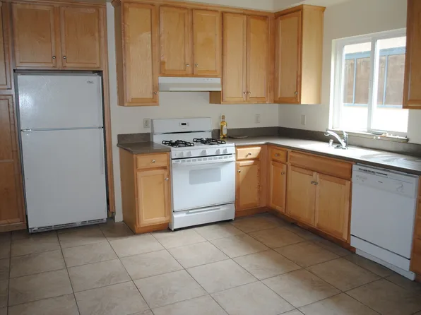 627 W 2nd St, Chico, CA 95928