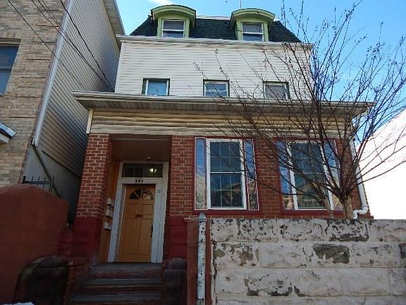2nd image of 941 W Side Ave #943
