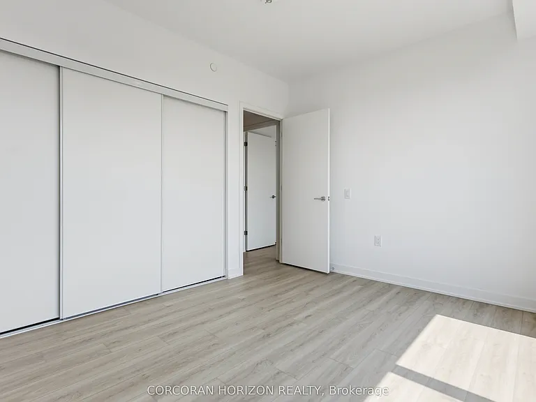 7439 Kingston Rd #504 — Photo 23