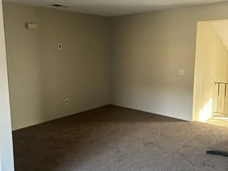 3152 Triumph Ln — Photo 3