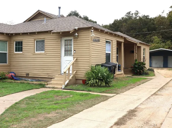 1817 Brittain St, Fort Worth, TX 76111