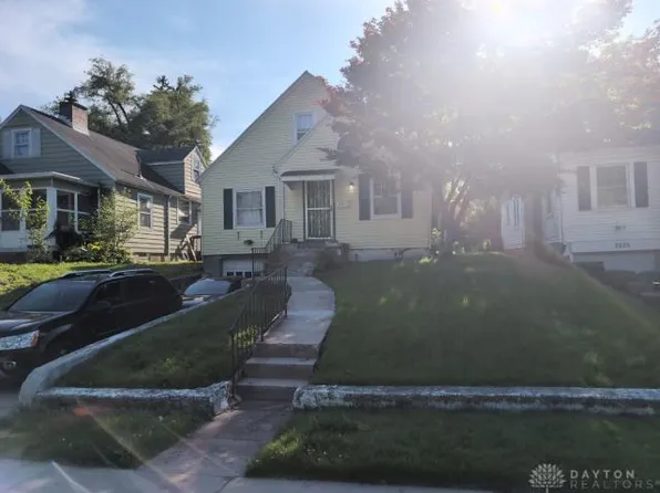 2221 Riverside Dr, Dayton, OH 45405