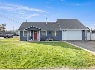 2817 Howard Ave, Medford, OR 97501