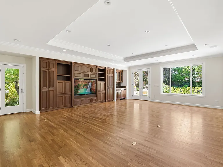 13565 Wendy Ln — Photo 17