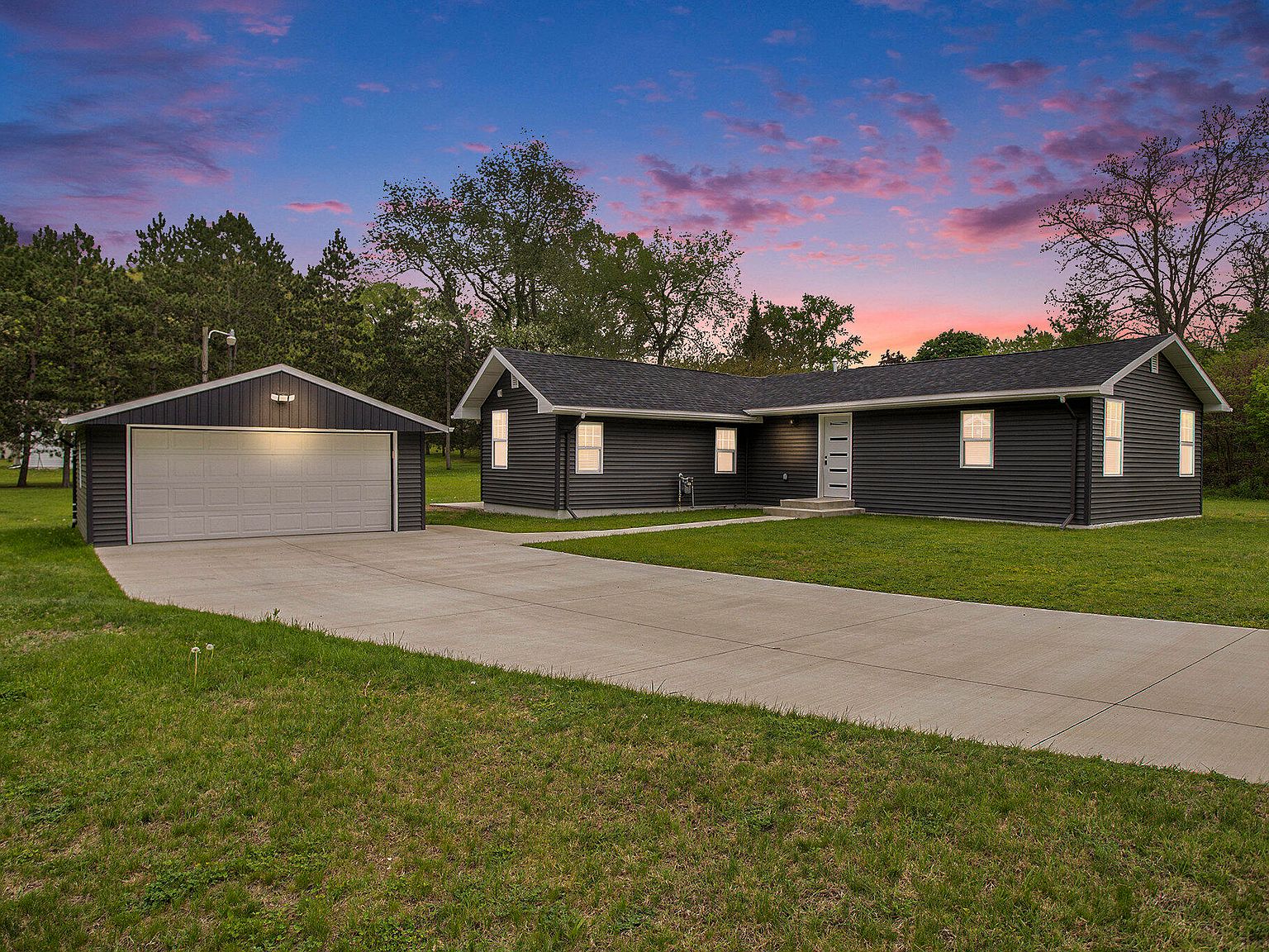 13798 8 1/2 Mile Rd, Battle Creek, MI 49014 | Zillow