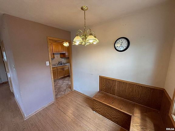 5th image of 2006 W 75th Pl