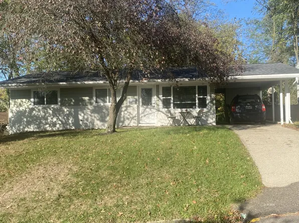 13 Elizabeth Dr, Athens, OH 45701