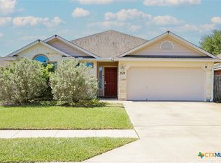 319 Silverado Trl, Victoria, TX 77901