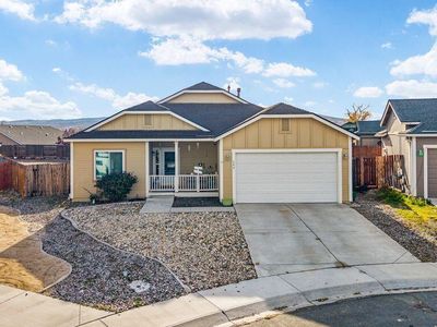 689 Canary Cir, Fernley, NV, 89408