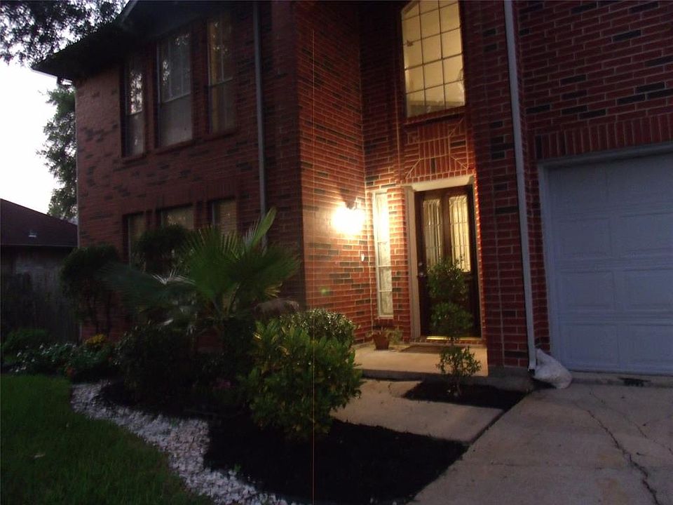 1st image of 1910 Triple Glen Ct