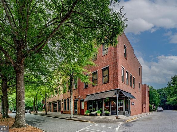 4th image of 4165 Raphael St SW