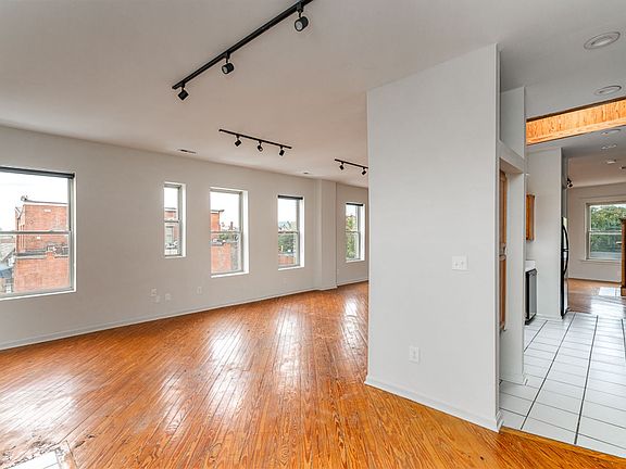 3rd image of 79 Parsons Ave #C