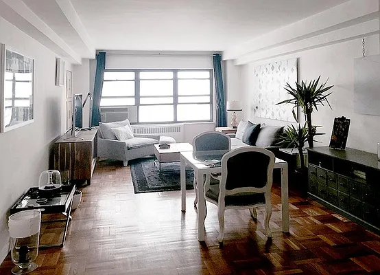 Rented by Warburg | media 8