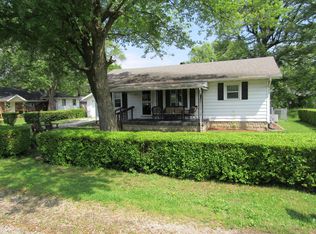 852 Walnut St, Greenfield, IN 46140