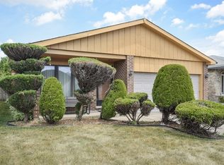 1070 Stewart Ave, Calumet City, IL