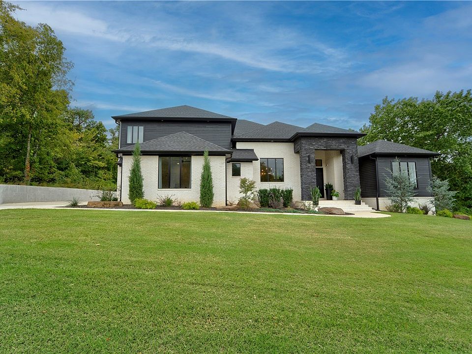 1st image of 2785 E Stone Mountain Dr