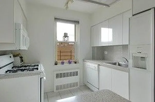 Sold by Corcoran | media 16