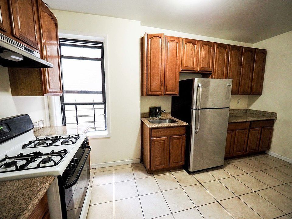 1st image of 600 W 187th St APT 45