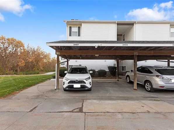 2407 NE 68th St, Gladstone, MO 64118