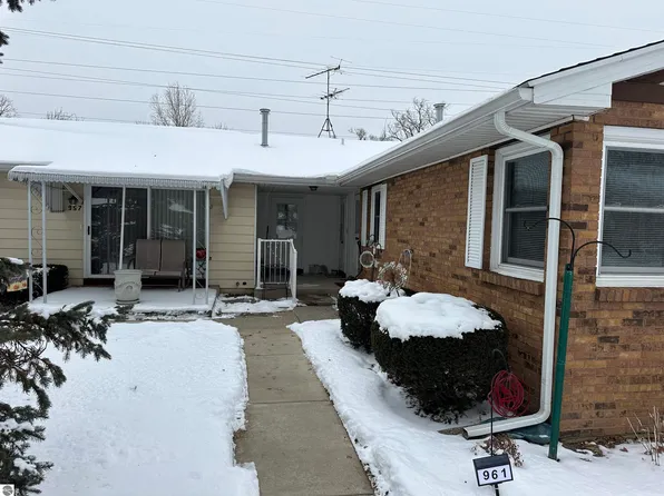 959 Andover Ct SE, Kentwood, MI 49508