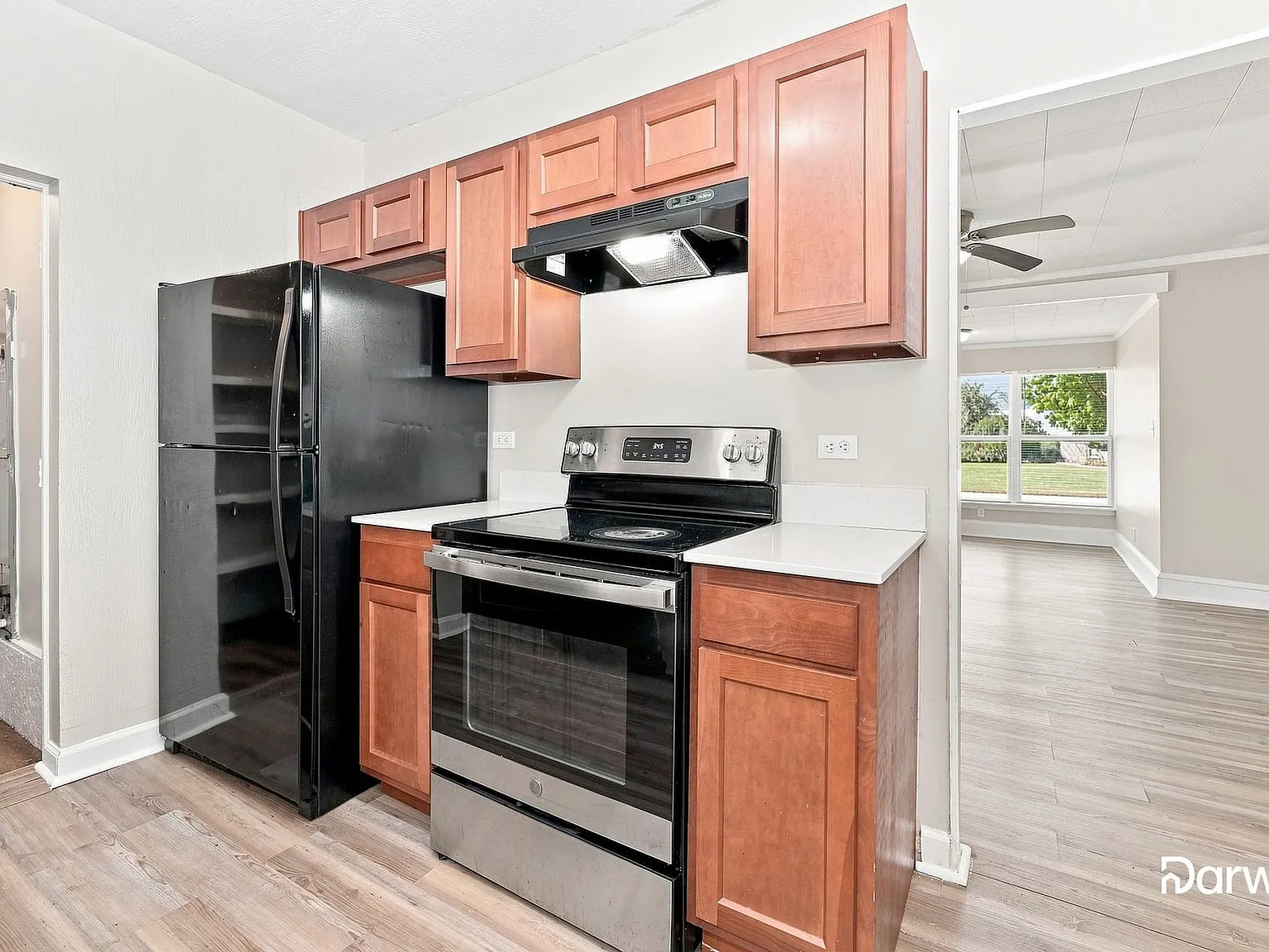 3 bed, 2.0 bath, 1344 sqft, $1,720 — Photo 3