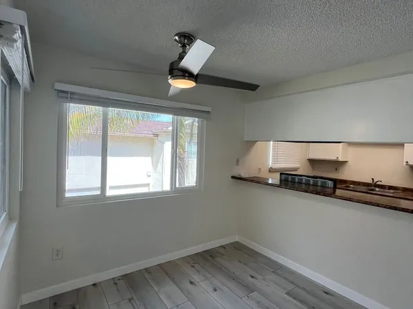 18661 Libra Circle ( F ), 18661 Libra Cir APT 3, Huntington Beach, CA 92646