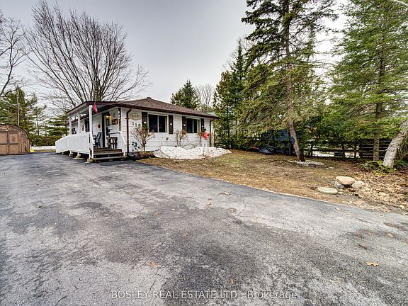 2nd image of 310 Tiny Beaches Rd S