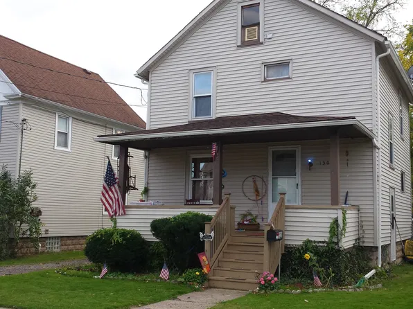 130 W Filbert St, East Rochester, NY 14445