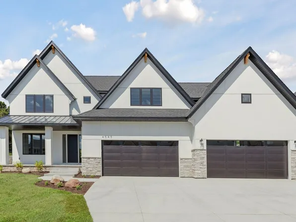 4545 Garland Ln N, Plymouth, MN 55446