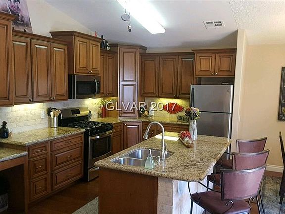 4th image of 7900 Fossil Creek Ln Unit 203
