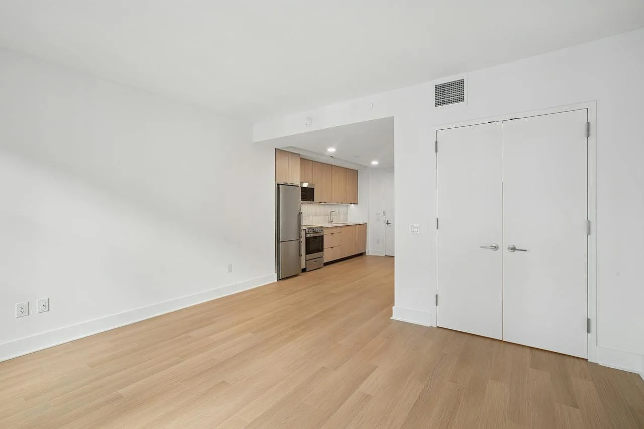499 President St — Photo 4