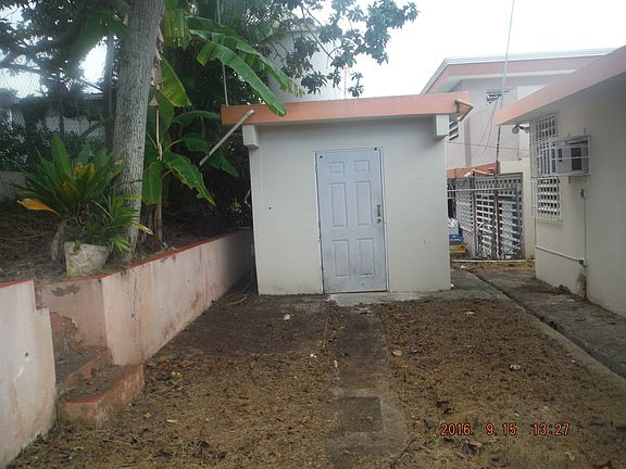 3rd image of A 22 Venus Gardens Calle Manzanillo A-22