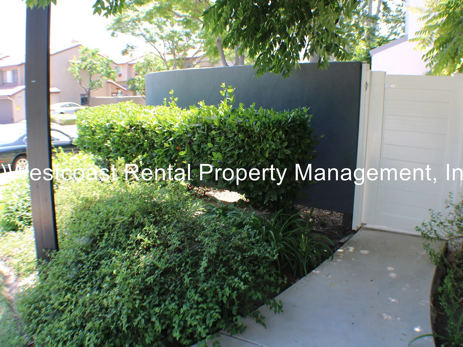 2 bed, 2.5 bath, 1164 sqft, $2,995 — Photo 2