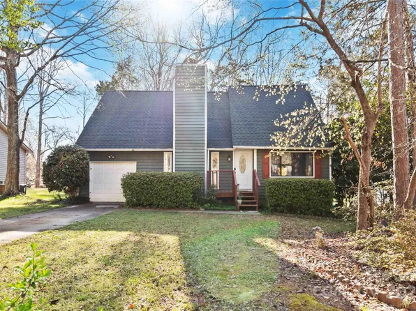5012 Rolling Oak Ln, Charlotte, NC 28227