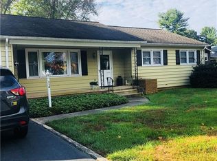 114 Grovers Mill Rd, Plainsboro, NJ 08536