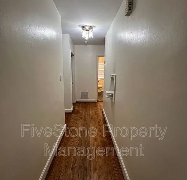 144 Northwood Dr — Photo 10