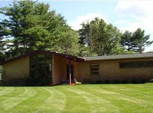 8600 6 Mile Rd NE, Rockford, MI 49341