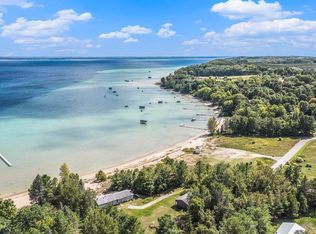 18680 Mission Rd, Traverse City, MI 49686