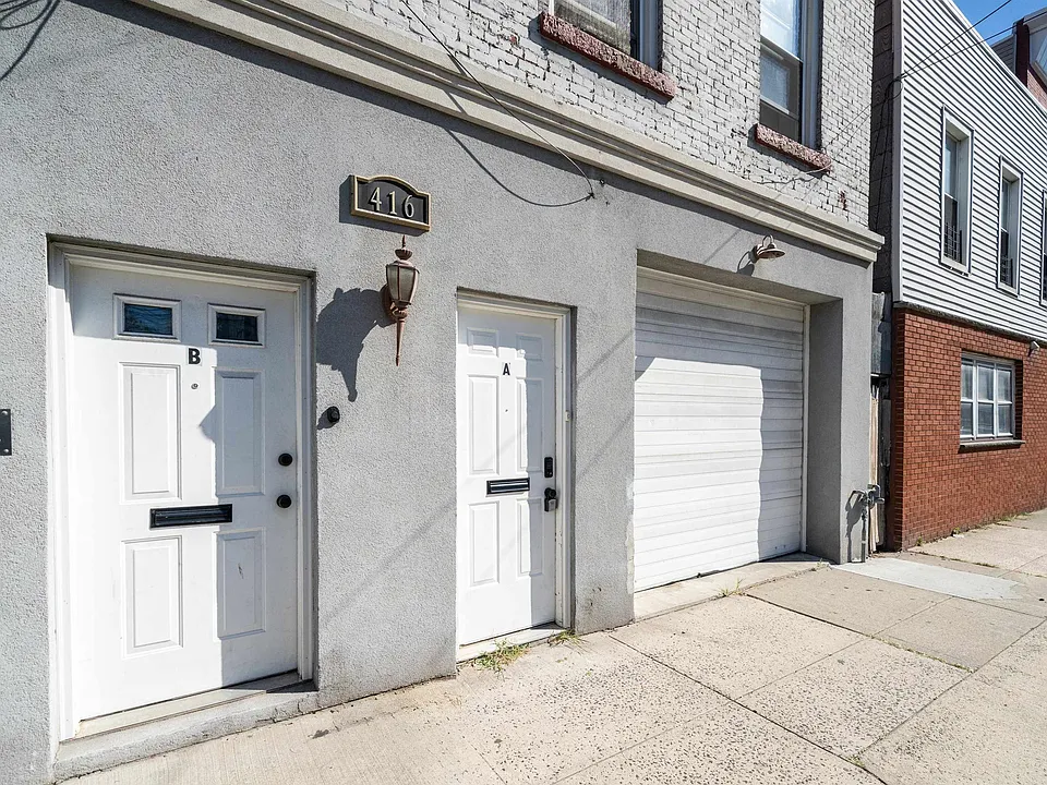416 Palisade Ave #B