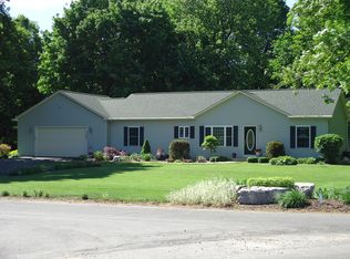 3302 Perry Rd, Syracuse, NY 13215