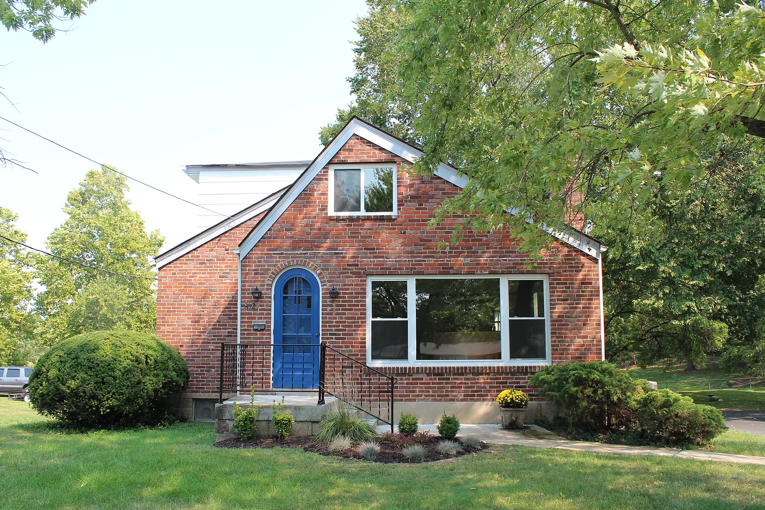 812 Ennis Ave photo 1